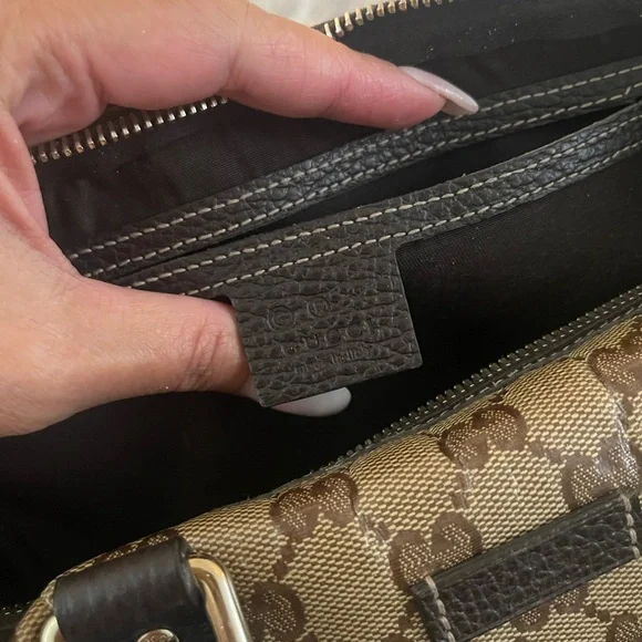 Selling my own Gucci Bag